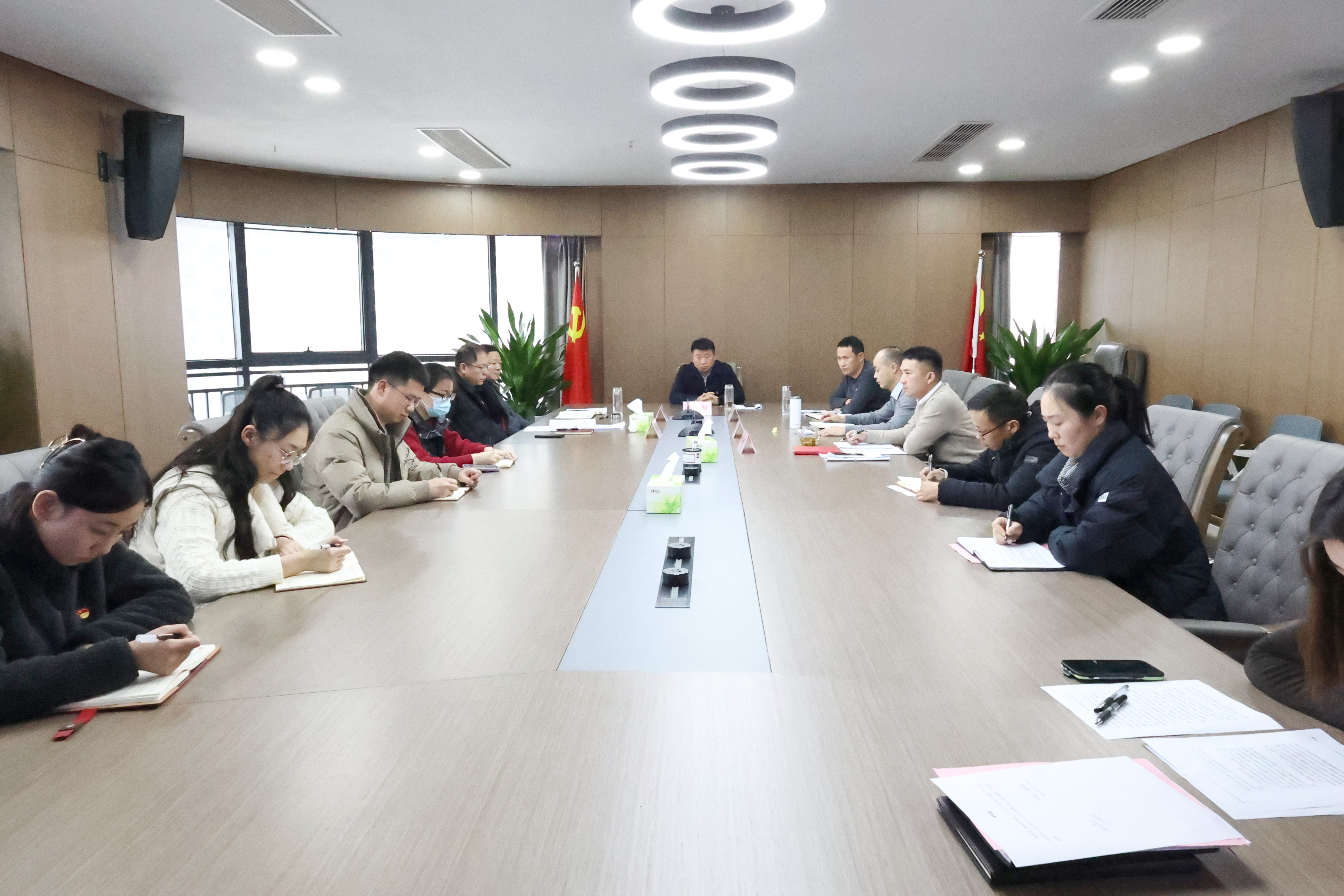 市國(guó)控集團(tuán)黨委書(shū)記、董事長(zhǎng)張志堅(jiān)講授專題黨課